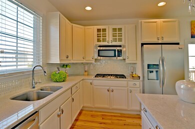 008_Kitchen