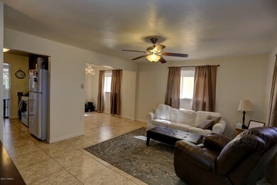 3 Living Room
