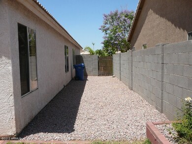 Large side yard