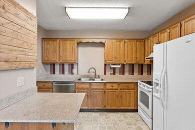 2062 Rosedale Ct, Harrisonburg, VA 22801 - photo 4