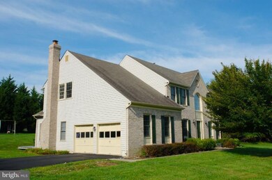 9212 Huntmaster Rd, Gaithersburg, MD 20882 - photo 2