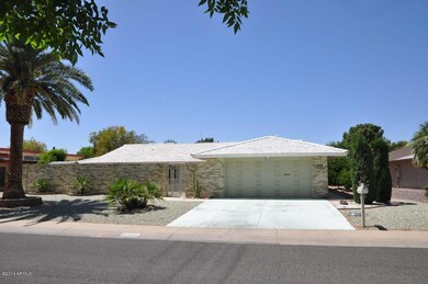 10526 W Wheatridge Dr, Sun City, AZ 85373 - photo 2