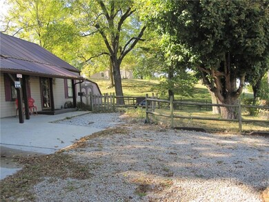 2678 S Spiceland Rd, New Castle, IN 47362 - photo 3