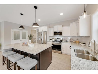 18154 Jurel Cir, Lakeville, MN 55044 - photo 6