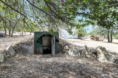 188 Finley Ct, Springtown, TX 76082 - photo 6