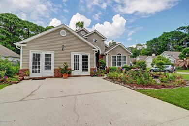 5007 Trailing Vine Ln-large-003-21-P2277