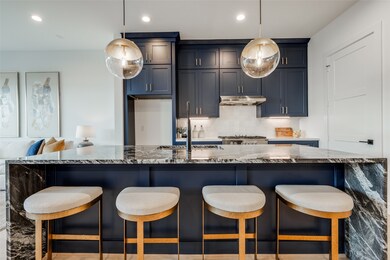 2111 Park St, Houston, TX 77019 - photo 2