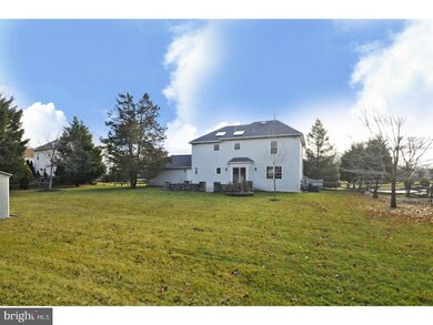 857 Clover Dr, North Wales, PA 19454 - photo 3