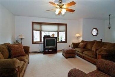 332 N True St, Griffith, IN 46319 - photo 2