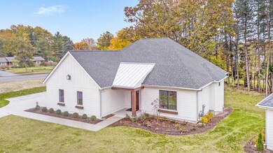 6310LamppostAerial-1-