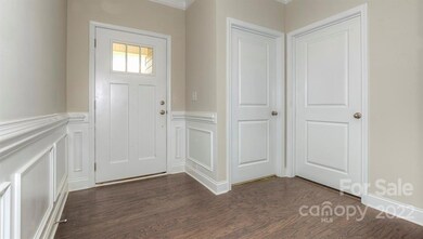 106 Fox Cove Rd, Hendersonville, NC 28792 - photo 3