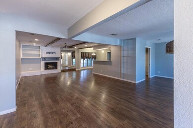 1013 Henson Dr, Hurst, TX 76053 - photo 5