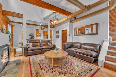 4 - Living Room - 4th ave-17