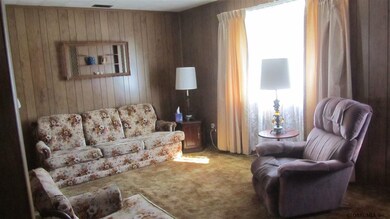 29 Riverview Dr, Schenectady, NY 12309 - photo 2