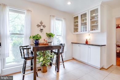 6682 Midhill Place, Falls Church, VA 22043 - photo 6