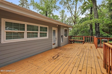 04-107 Lakeview Cir