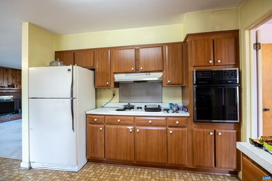 318 Brentwood Rd, Charlottesville, VA 22901 - photo 7