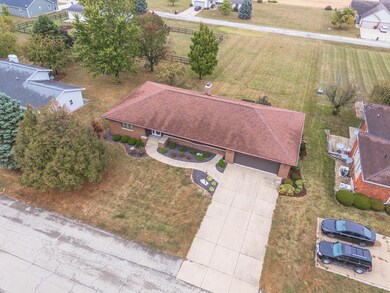 104 Boulder Dr, Gridley, IL 61744 - photo 3