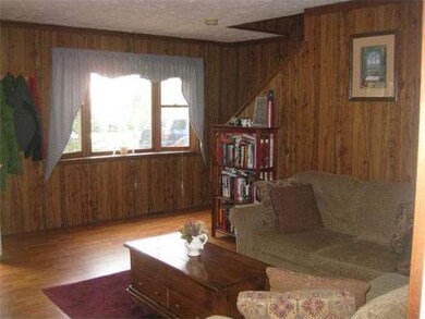 99 Lakeview Rd, Mansfield, MA 02048 - photo 3