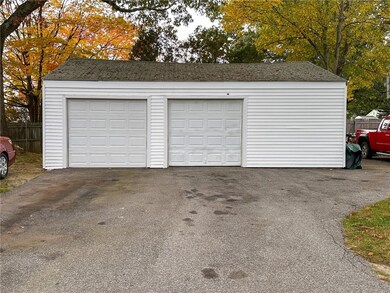 Oversized 2 Car Garage