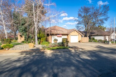 1515 St Andrews Dr-3
