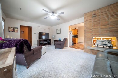 7-web-or-mls-3348-ivanrest-ave-sw