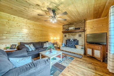 2144 Ledge Rock Rd 2