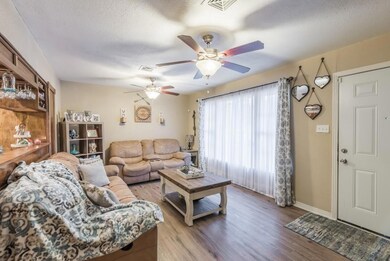 607 Graham St, Cleburne, TX 76033 - photo 5