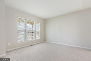 12281 Revolution Ct, Waldorf, MD 20602 - photo 6