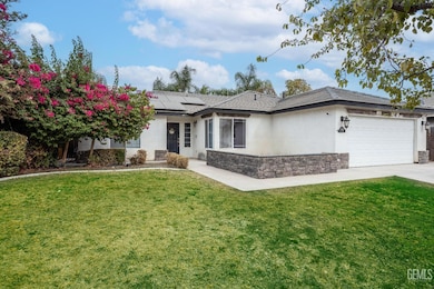 3622 Azure Dr, Bakersfield, CA 93312 - photo 7