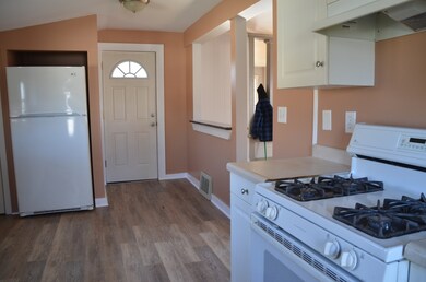 26 E Benton St, Oswego, IL 60543 - photo 2