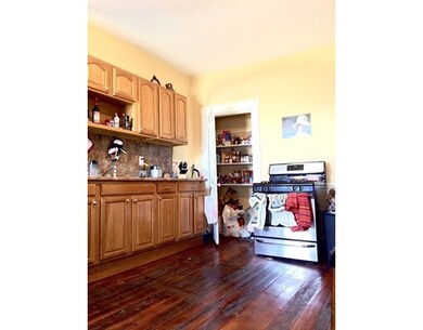 1099 Cambridge St unit 2, Cambridge, MA 02139 - photo 5