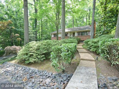 6367 Dockser Terrace, Falls Church, VA 22041 - photo 2