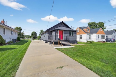 1432 Royer St, Des Moines, IA 50316 - photo 3