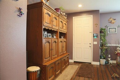 3453 Stetson Ave, Rosamond, CA 93560 - photo 4