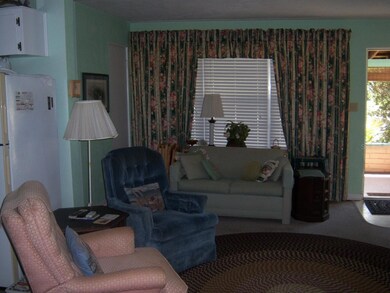 814 E 7th Ave, New Smyrna Beach, FL 32169 - photo 7