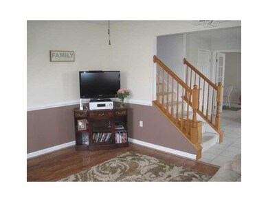 Entry/Foyer.