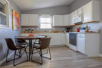 205 Nepute St, Maryville, IL 62062 - photo 7