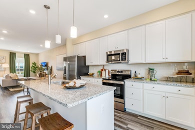 31 Short Branch Dr, Ranson, WV 25438 - photo 4