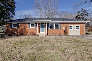 1213 Oak Dr, Manchester, TN 37355 - photo 2