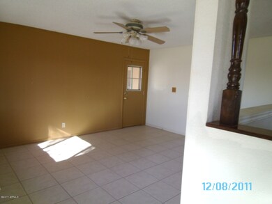4526 E Pinto Dr, Eloy, AZ 85131 - photo 2