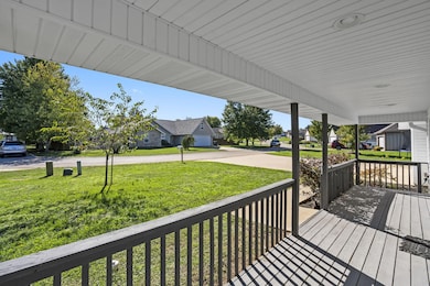 100 Micahs Crossing, Reeds Spring, MO 65737 - photo 3