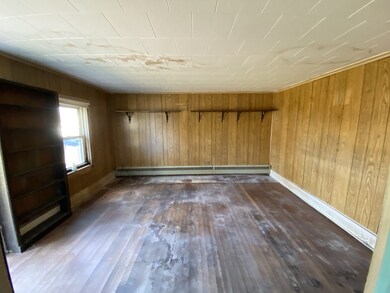 48 Fairmount Ave, Southbridge, MA 01550 - photo 4