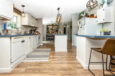 454 Old Sharon Rd, Mercer, PA 16137 - photo 2