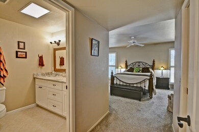 MASTER BATH/BEDROOM