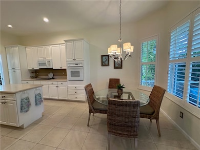 Breakfast Dining Area