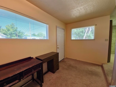 525 8th St, Evanston, WY 82930 - photo 4