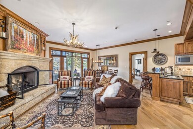 50 Peak View-large-013-004-Living Room-1