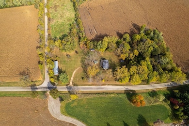 7093 Forest Preserve Rd, Rockton, IL 61072 - photo 4