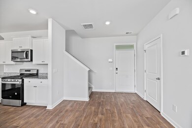 491 Cedarview Rd 5 of 39